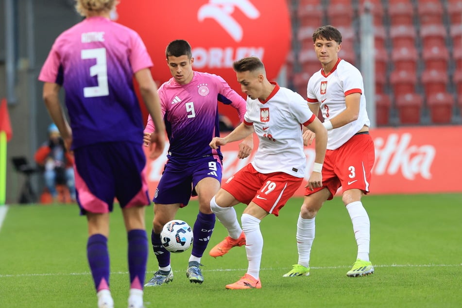 In wenigen Tagen soll Deutschlands #9, Nicolo Tresoldi, bei der U21-EM brillieren. Zuvor könnte noch sein Wechsel über die Bühne gehen.