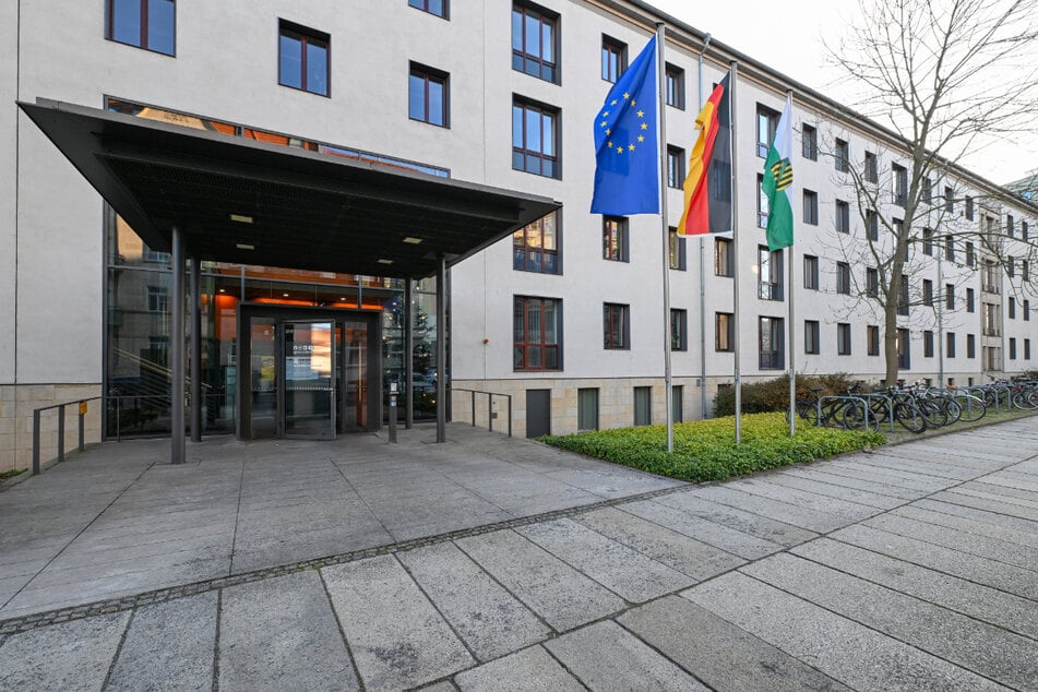 Das Landwirtschaftsministerium in der Wilhelm-Buck-Straße in der Dresdner Neustadt ist nicht allein betroffen.