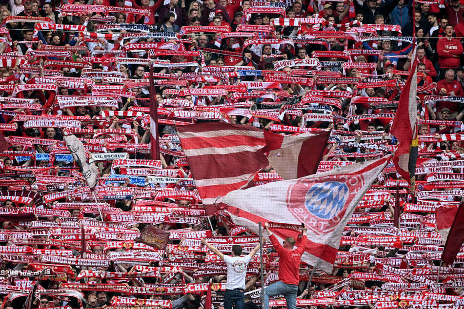 Support bekommt der FC Bayern München bei seinen Heimspielen von den Fans in der Südkurve. 