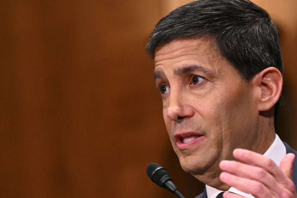 Trump's Federal Reserve nominee Kevin Warsh scores green-light from Senate