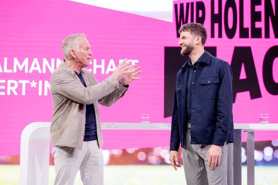Johannes B. Kerner (61, l.) ist einer der Moderatoren bei Magenta TV.