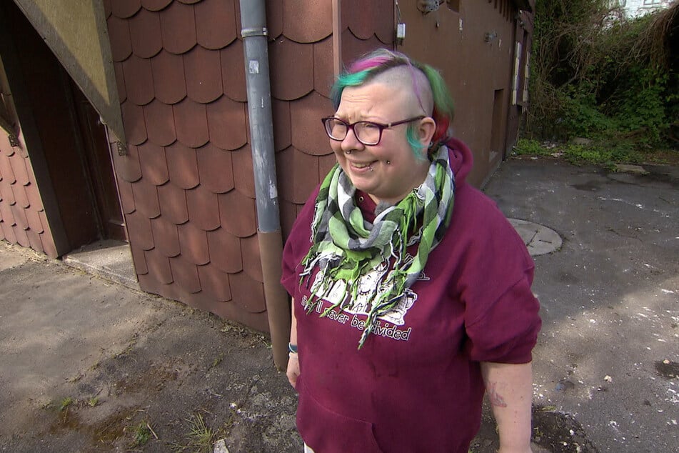 Lausi (34) ist mit Partner und Kumpel zurück nach Bremerhaven gezogen.