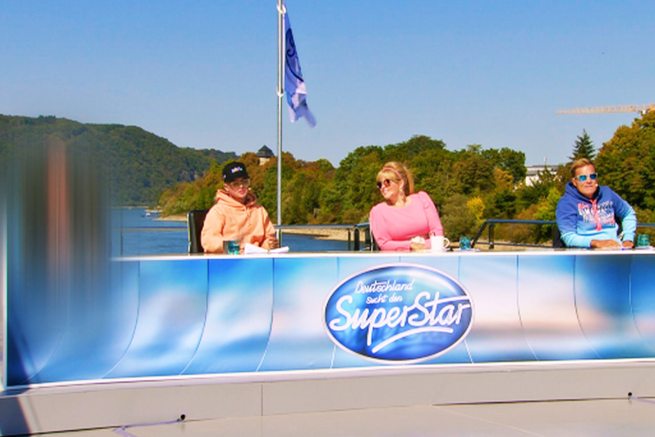 Michael Wendler (48) ist nur schemenhaft zu erkennen. Mike Singer (20), Maite Kelly (41) und Dieter Bohlen (66) bleiben hingegen weiterhin in der DSDS-Jury.
