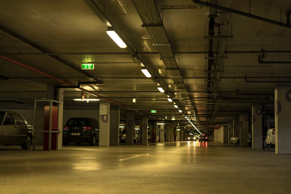 Über die Tiefgarage des Hauses verschafften sie sich Zutritt. (Symbolbild)