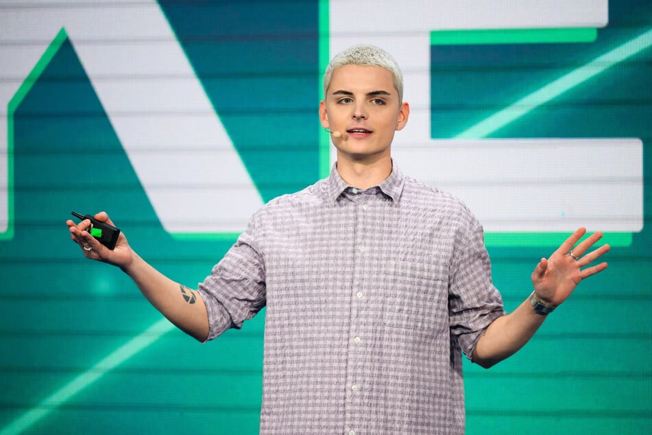 Fabian Grischkat (24) setzt sich als Influencer für die Belange der LGBTQ-Community ein.