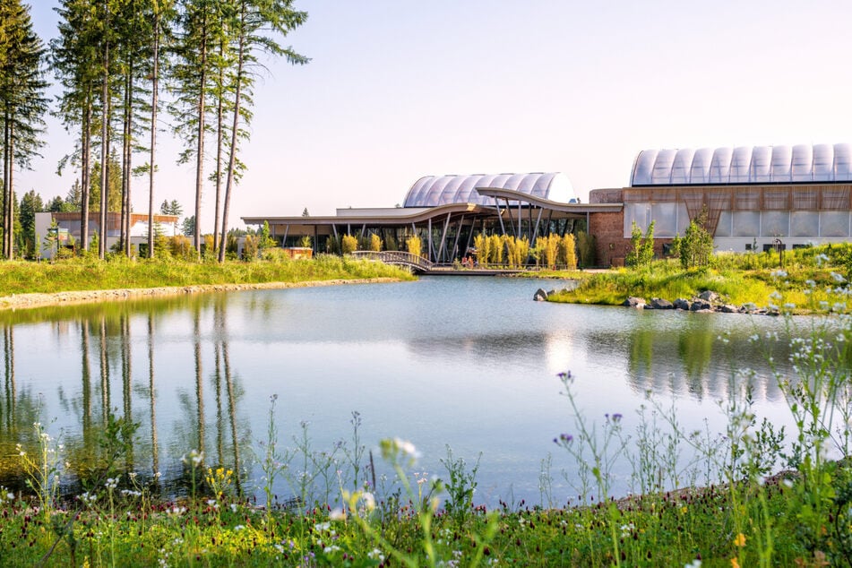 So sieht der Center Parc bei Leutkirch im Allgäu (Baden-Württemberg) aus. Planzeichnungen für die Lausitz gibt es noch nicht.