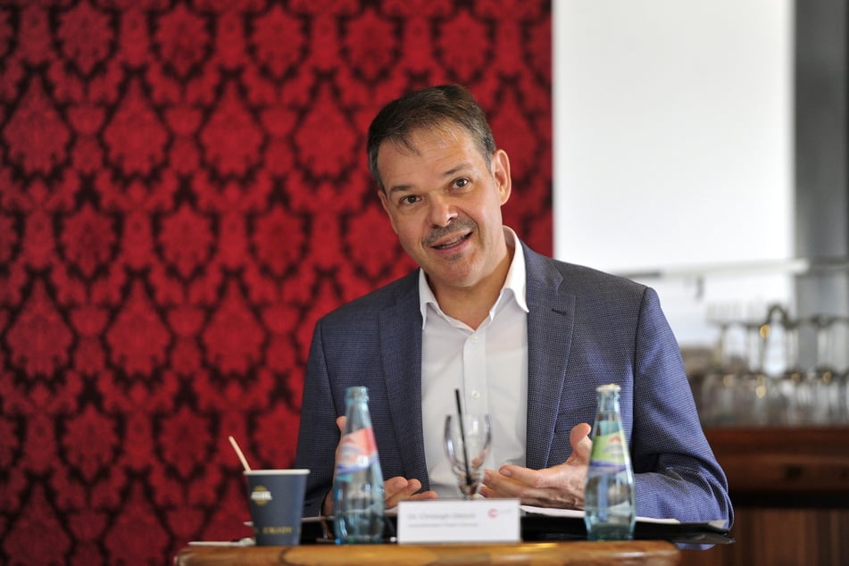 Theater-Generalintendant Christoph Dittrich (54) möchte auch im Lockdown den Menschen Freude bereiten.