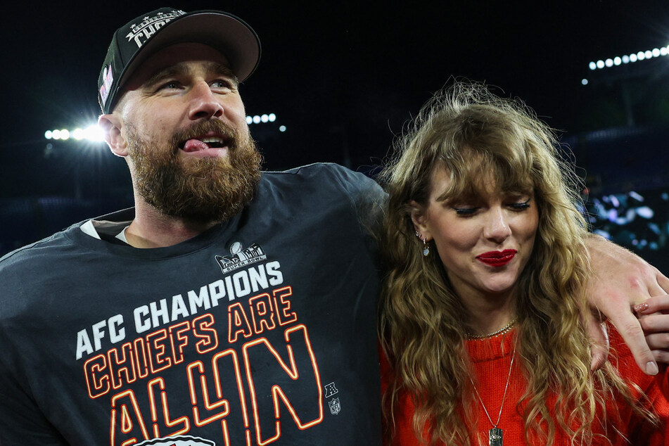 Taylor Swift (r.) is said to have been worried her stardom would doom her romance with Travis Kelce in the early days of their high-profile relationship.