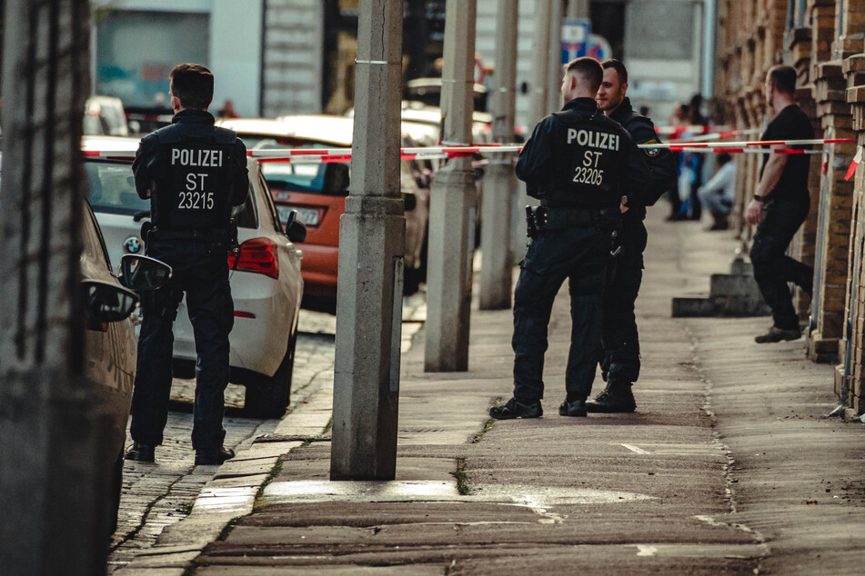 Selbst gebauter Sprengsatz, um Menschen zu töten? So steht es um den Fall in Halle