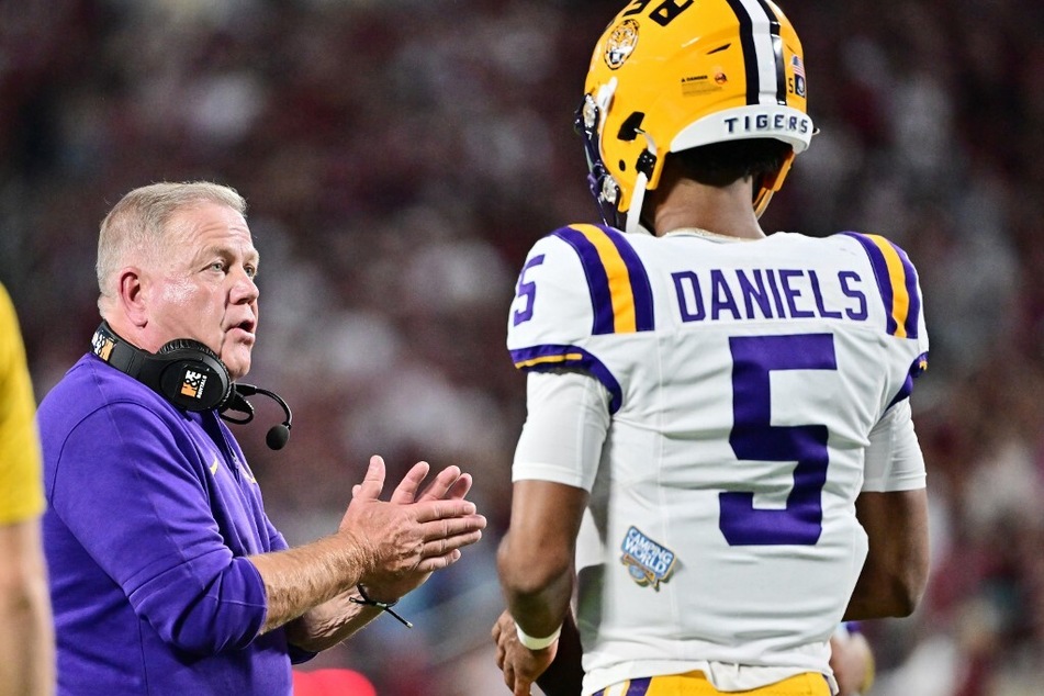 Following the disappointing loss to Florida State, LSU coach Brian Kelly essentially threw his team under the bus and fans are not happy!