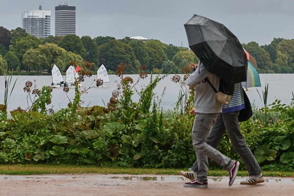 Regenschirm bereithalten: Ab Mittwoch kippt das Wetter in NRW