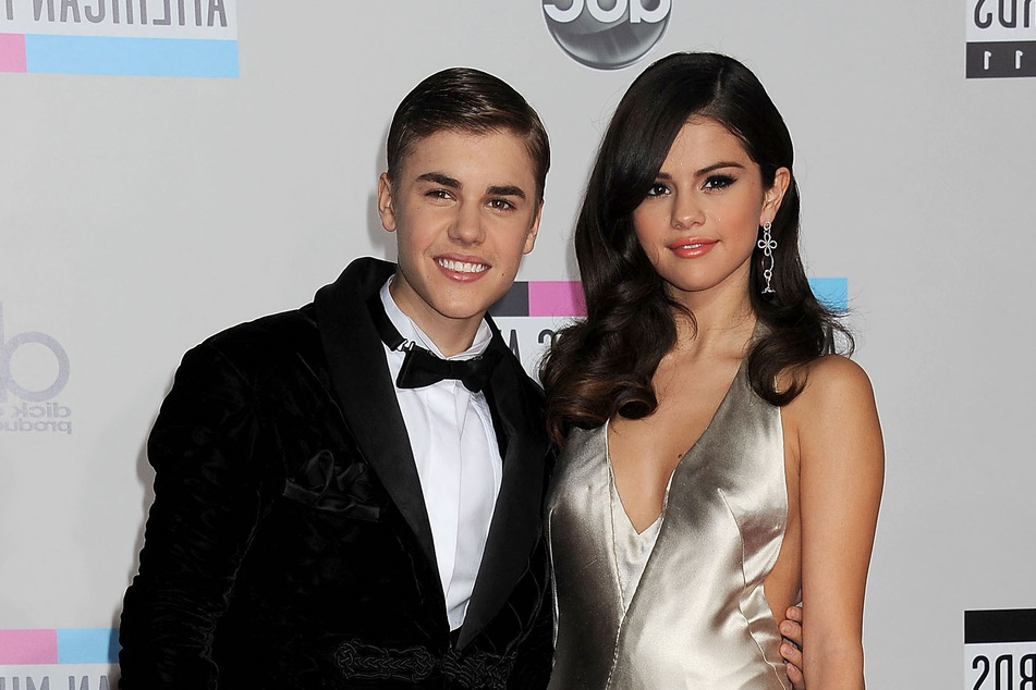 Selena Gomez (r) got extremely candid about her breakup from Justin Bieber.