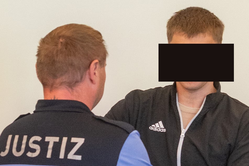 Weil er keinen Führerschein hatte: Chauffeure fuhren Autodieb zur Beute