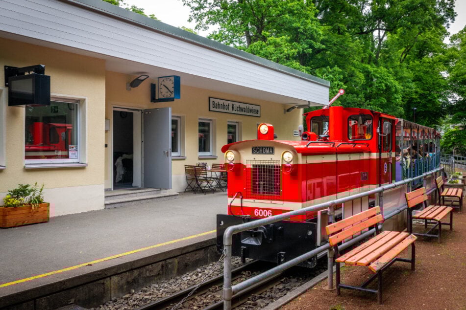 In der Parkeisenbahn Chemnitz wird am Samstag geputzt.