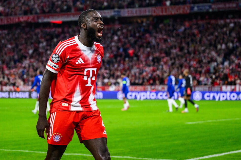 Dayot Upamecano (27) lässt sich bei seiner Entscheidung Zeit.