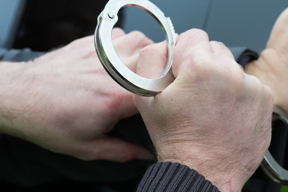 Olympia 2026 im Ticker: Mann will Eishockey-Match schauen - jetzt muss er in den Knast