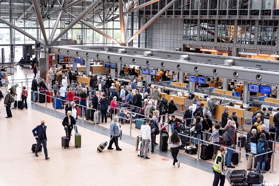 Hamburg: Die Wärme ruft: Oktober bringt Passagier-Rekord am Hamburger Flughafen