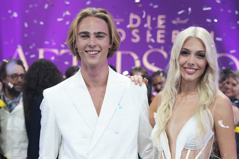 Groß, blond, schlank: Moritz Rüdiger (19, Berlin, l.) und Daniela Djokic (20, Ostfildern) sind die aktuellen Sieger der selbst ernannten Diversity-Modelshow.