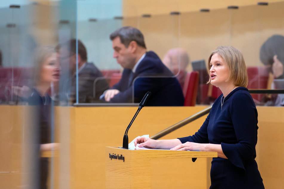 Katrin Ebner-Steiner (42), Vorsitzende der AfD-Fraktion im bayerischen Landtag, scheiterte mit ihrem Antrag.