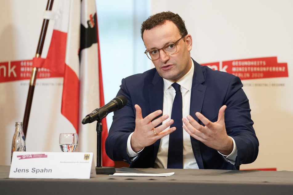 Bundesgesundheitsminister Jens Spahn (CDU) appelliert an die Bevölkerung, die Erfolge in der Corona-Krise nicht zu verspielen.