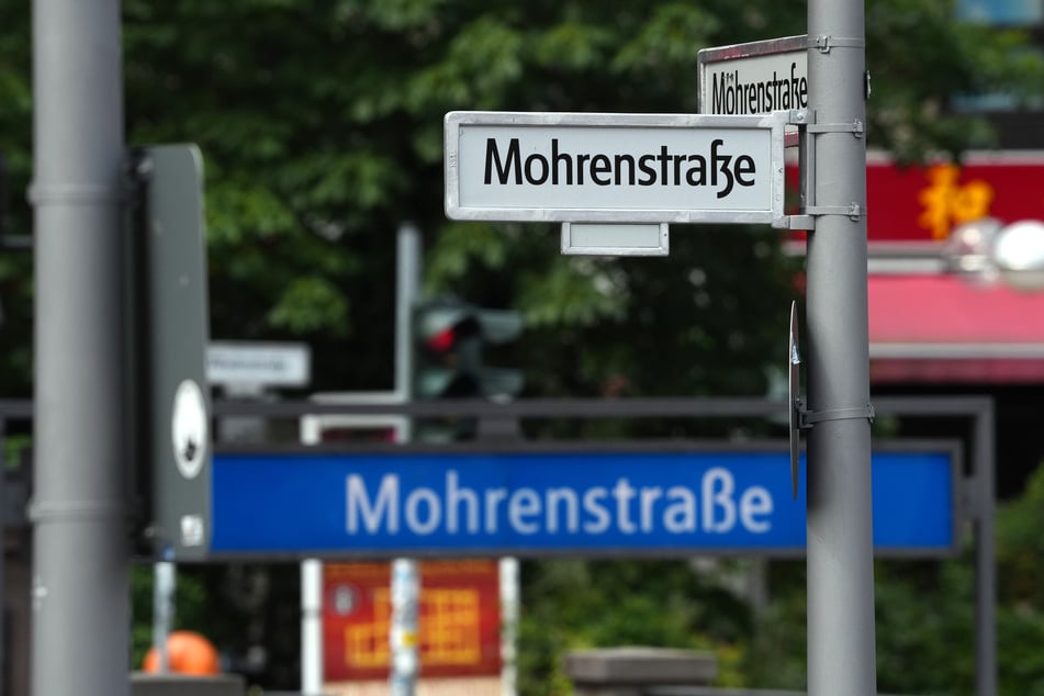Um den Namen der Mohrenstraße in Mitte gab es schon seit längeren Diskussionen. (Archivbild)