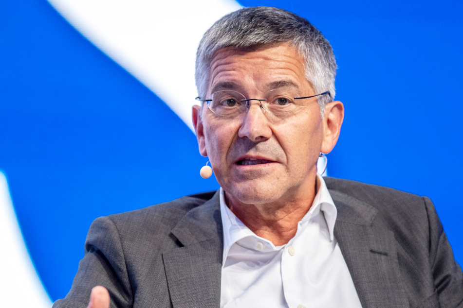 Herbert Hainer (67), Präsident des FC Bayern München, hält von der Austragung einer FIFA-WM alle zwei Jahre herzlich wenig.
