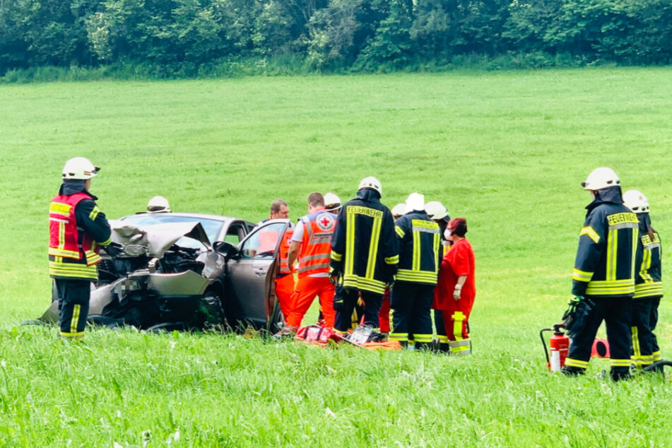 Der Fahrer des Nissan SUV bekam womöglich gesundheitliche Probleme während der Fahrt.