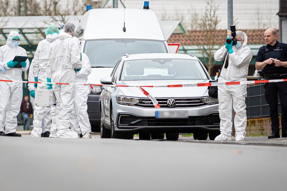 Die Polizei sicherte nach den Schüssen am Tatort Spuren.