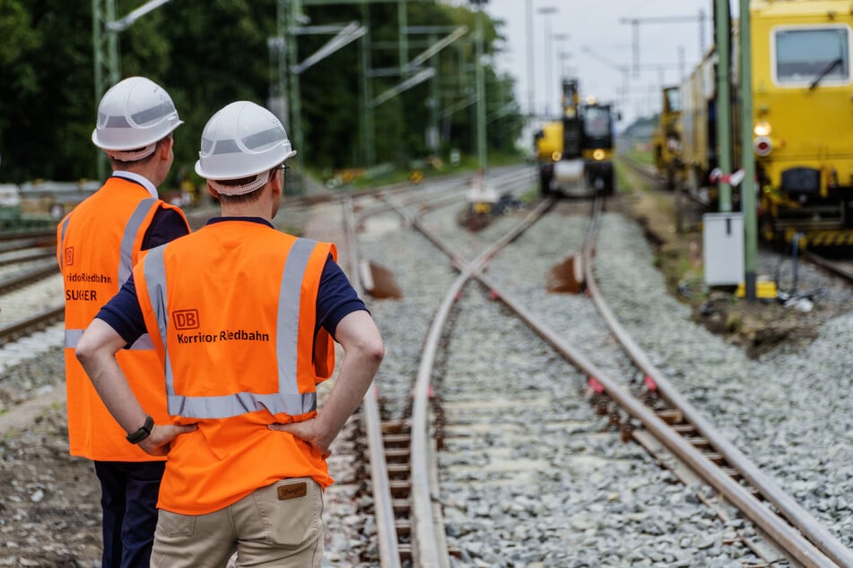 Ab 1. August kommenden Jahres soll die Strecke Berlin-Hamburg für eine Generalsanierung erneut komplett gesperrt werden. (Symbolbild)