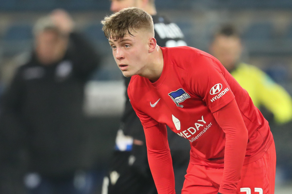 Herthas Luca Netz kommt mit 17 Jahren auf nun schon elf Bundesligaspiele. Der Linksverteidiger wird Hertha BSC im Kampf um den Klassenerhalt fehlen.