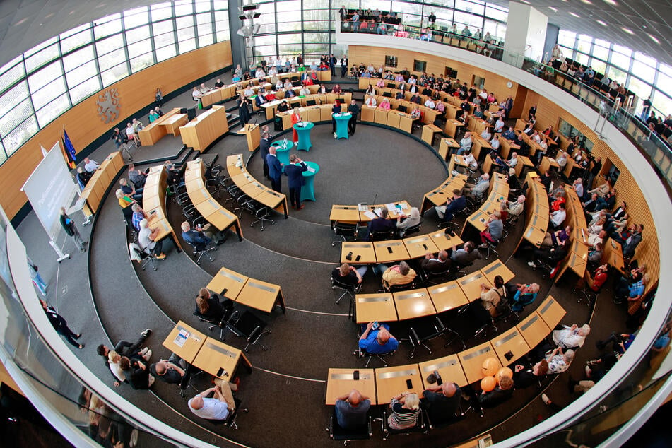 Im Thüringer Landtag könnte in der kommenden Woche die rot-rot-grüne Minderheitsregierung von der Opposition überstimmt werden.