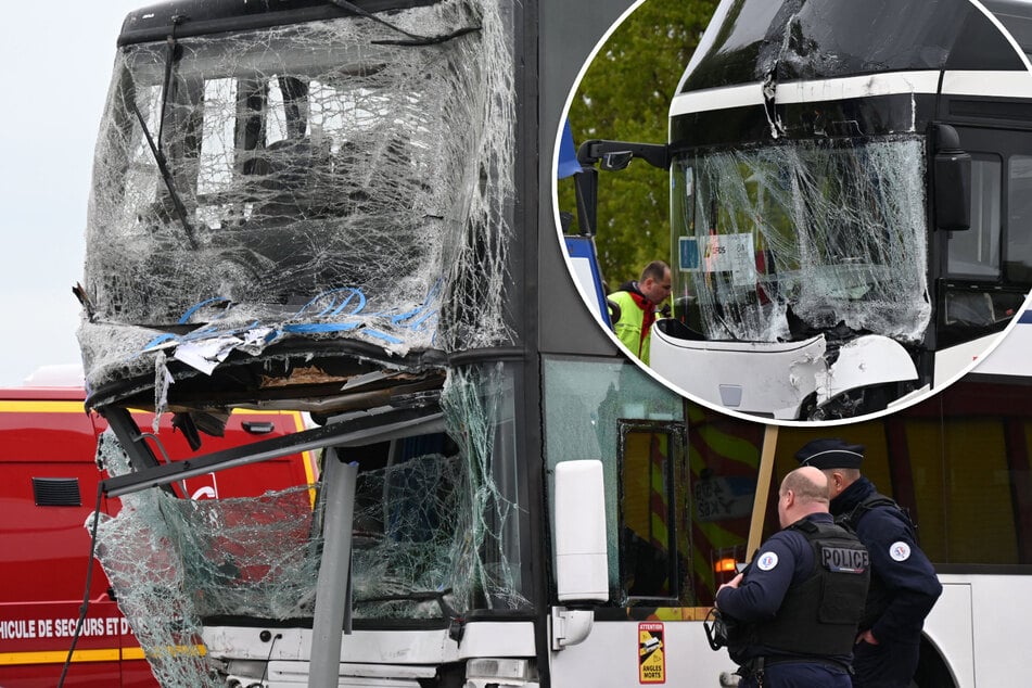 Unfall mit 26 Verletzten! Bus mit deutschen Schülern an Bord verunglückt