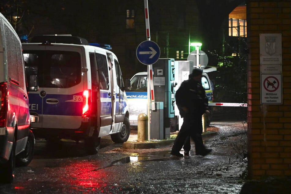 Nach Ausbruch aus Berliner Maßregelvollzug: Straftäter weiter auf der Flucht