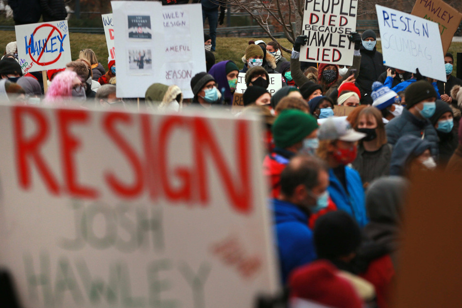 Protesters gathered St. Louis after the Capitol attack to demand Hawley's resignation.