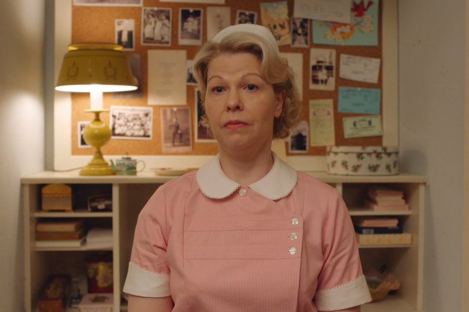 Matilda Szydagis as Zelda in The Marvelous Mrs. Maisel.