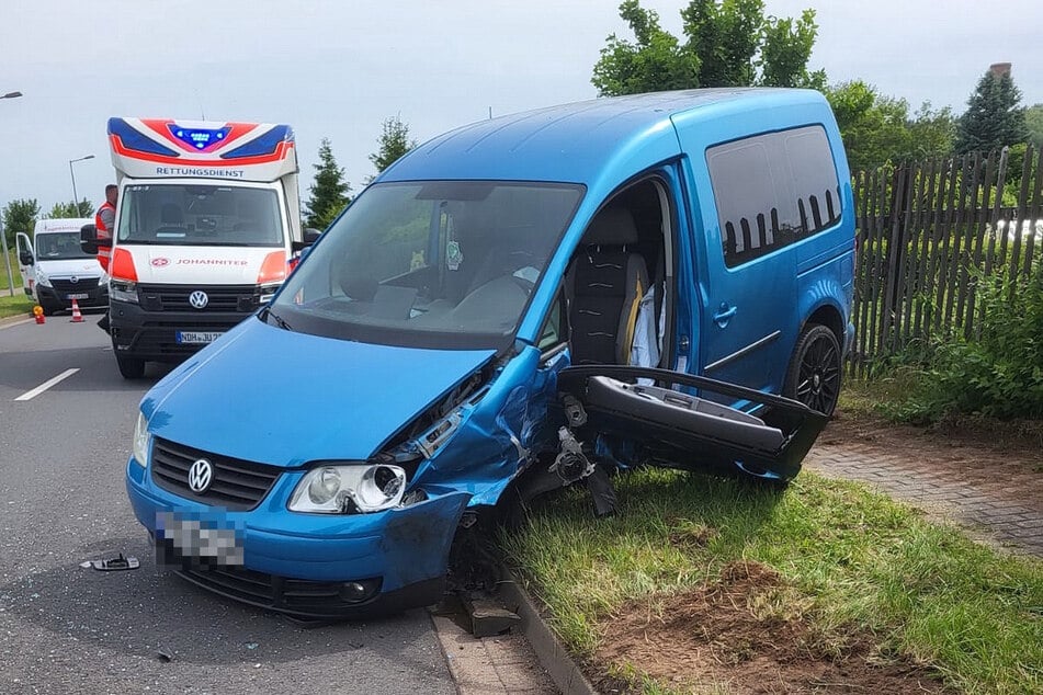 Wegen des Unfalls war es zu teils erheblichen Verkehrsbehinderungen gekommen.