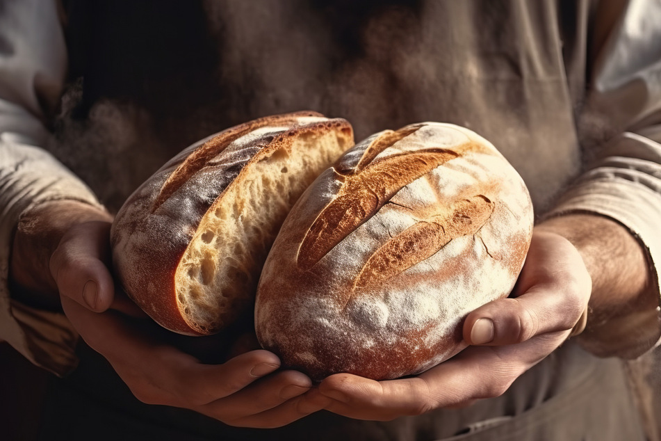 Teilnehmende können am Wochenende die Brotbackkunst erlernen. (Symbolbild)