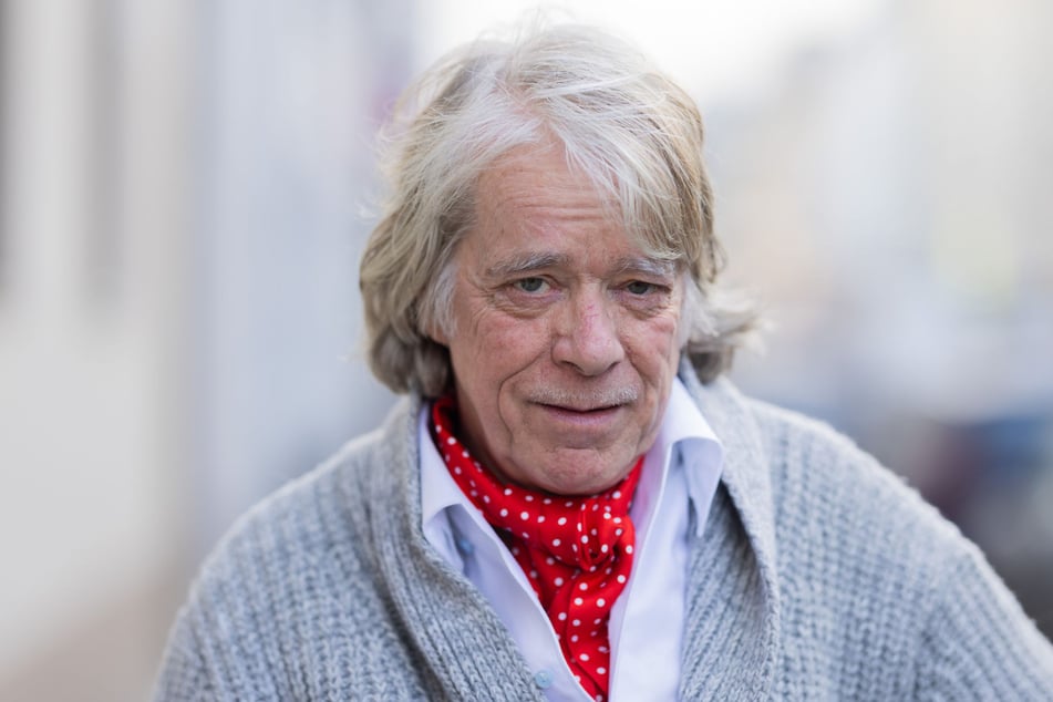 Helge Schneider (70) brach seinen Auftritt bei der Landesgartenschau in Ellwangen frühzeitig ab.