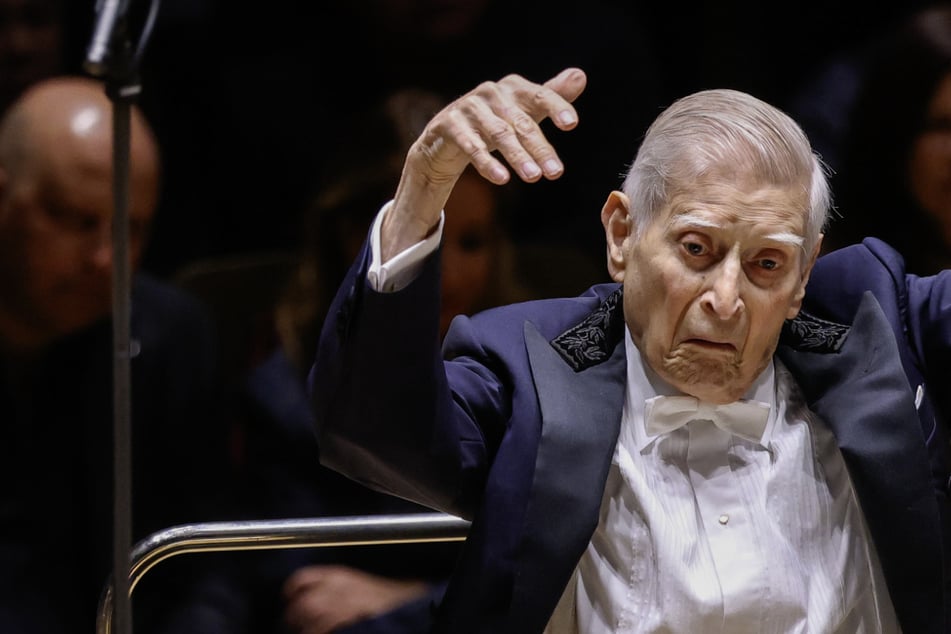 Gewandhausorchester Leipzig: Dirigent (99) sagt Konzerte ab