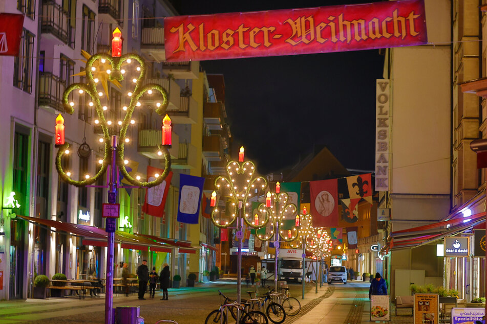 Das Motto des diesjährigen historischen Weihnachtsmarktes heißt "Geschichte(n) aus Kloster, Schloss und Stadt. Erleben - Anfassen - Ausprobieren".