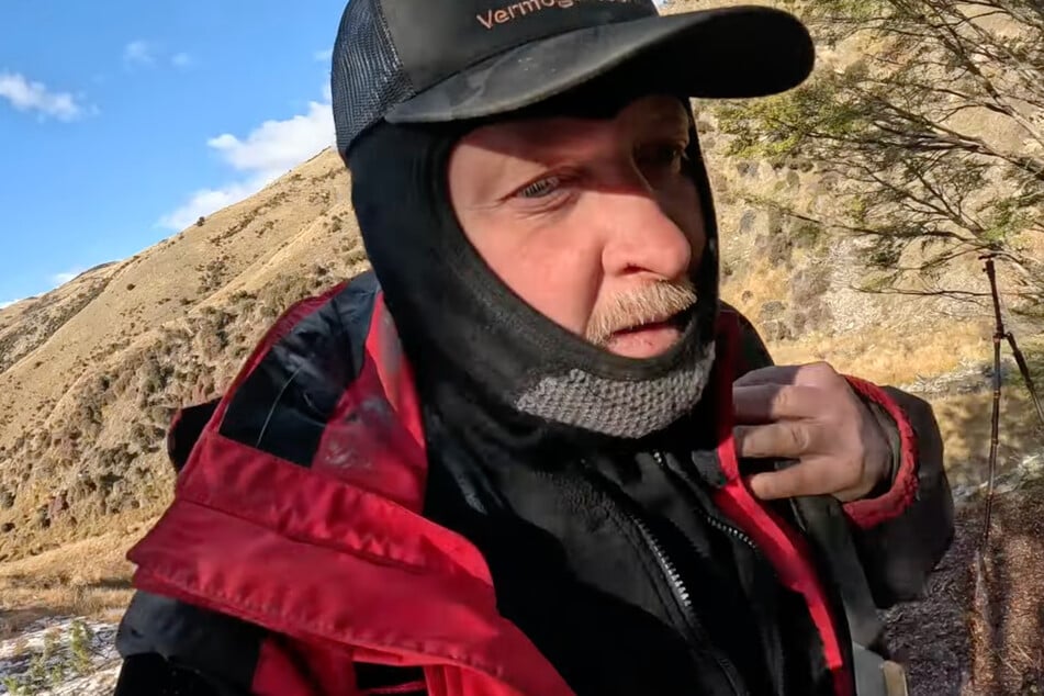 Extremsportler Joey Kelly (51) begibt sich bei "7 vs. Wild" auf die Suche nach dem versteckten Militärrucksack.