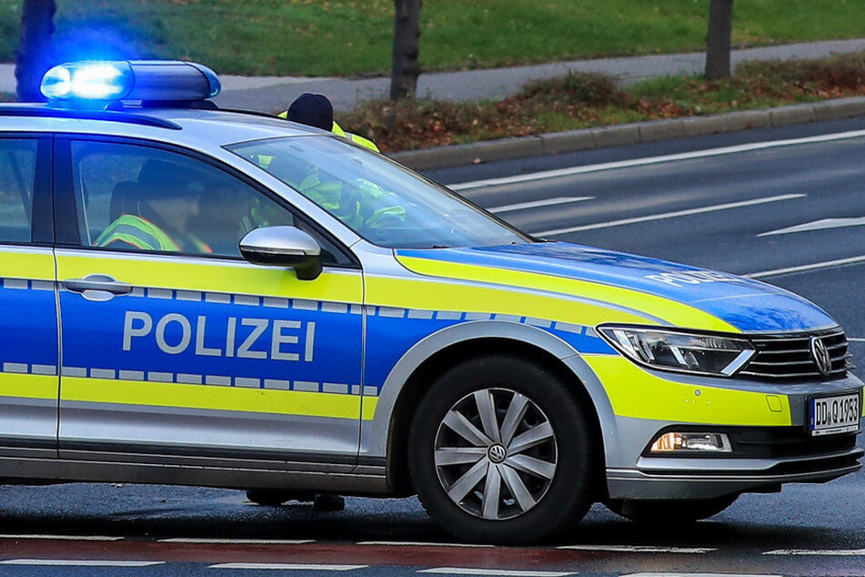 Die Polizei hatte zunächst das Nachsehen, der Fahrer entkam ihnen (Symbolbild).