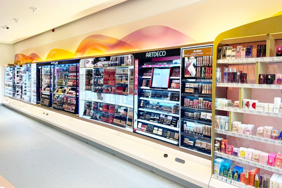Im dm-Markt in Wolgast gibt's viele Beauty-Produkte zu entdecken.