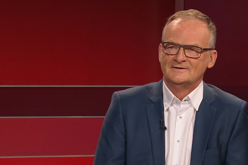 Hart aber fair: Ist unsere Politik beim Impfen zu feige?
