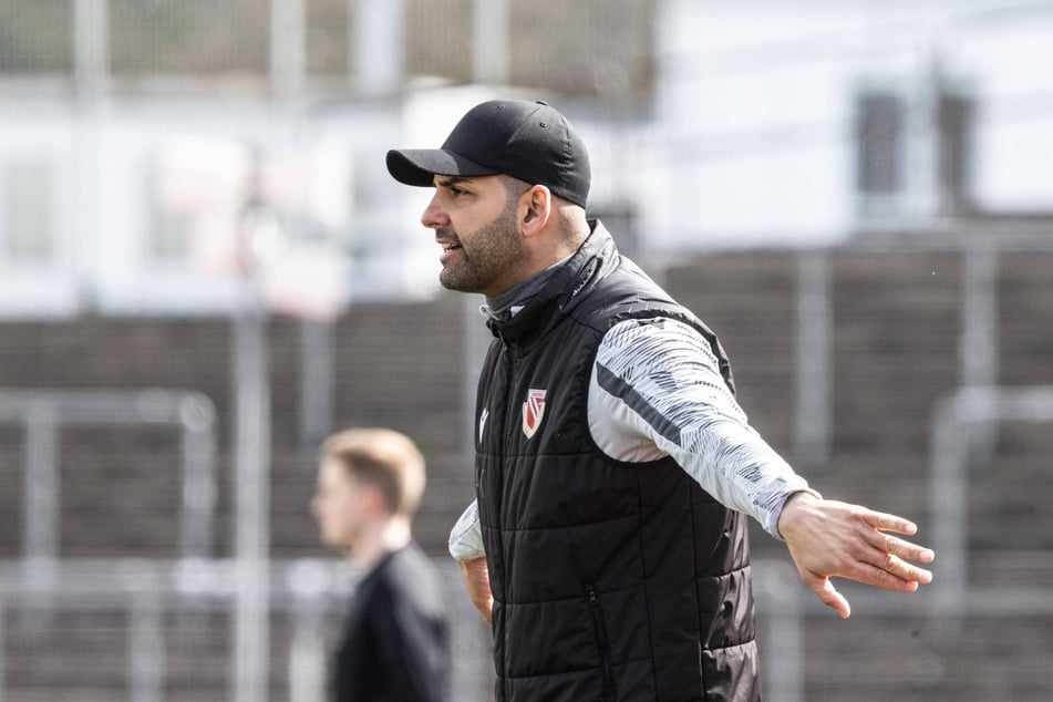 U19-Trainer Alain Karim (39) verließ Energie vorzeitig und mit einer Abfindung. (Archivfoto)