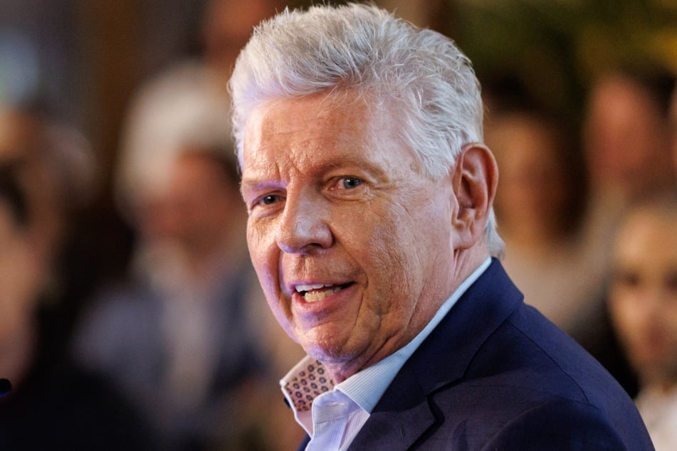 OB Dieter Reiter (67, SPD) will so lange an den Schildern am Mittleren Ring festhalten, bis der Entschluss rechtskräftig ist.