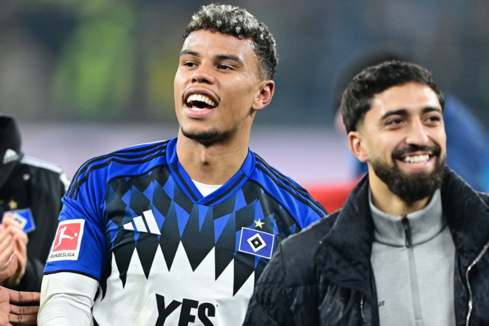 Immanuel Pherai (24, r.) will den HSV offenbar noch im Winter verlassen.