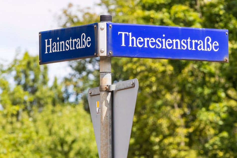 Hier treffen Hainstraße und Theresienstraße aufeinander.