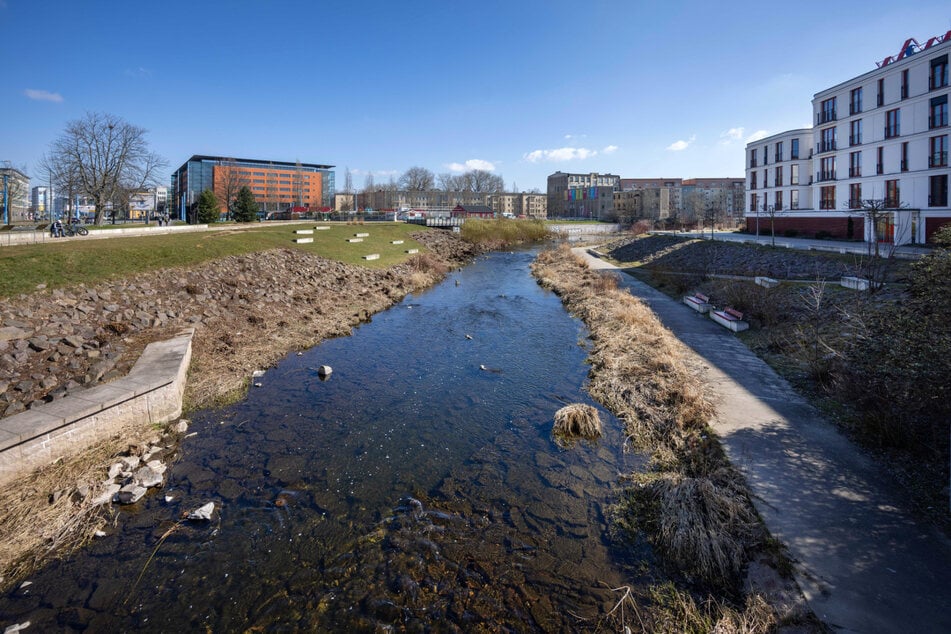 Der Fluss ist erst seit 2009 wieder sichtbar.