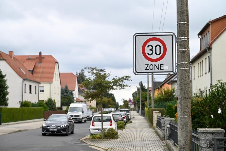 Im Wohngebiet gilt Tempo 30.